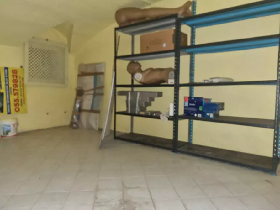 Immagine 16 di Negozio in vendita  in VIA MASACCIO a Firenze