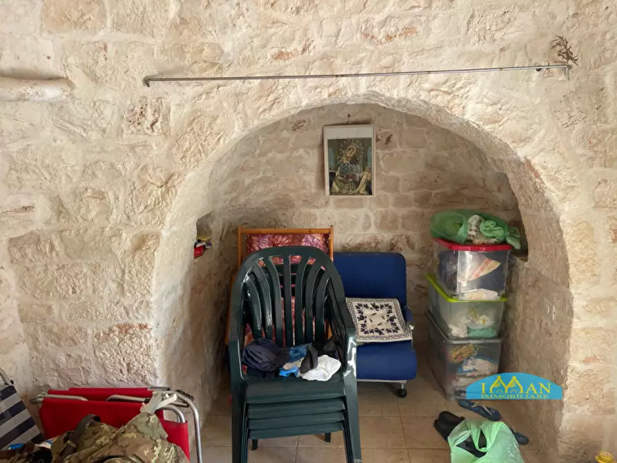 Immagine 9 di Rustico / casale in vendita  in Contrada Lamatroccola a Ostuni