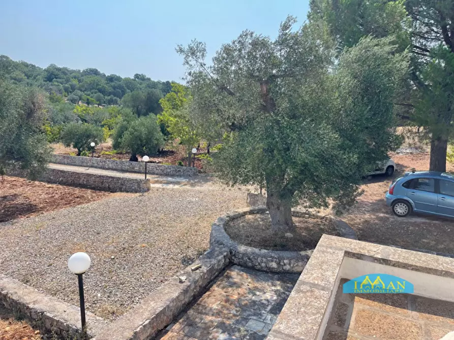 Immagine 19 di Rustico / casale in vendita  in Contrada Lamatroccola a Ostuni