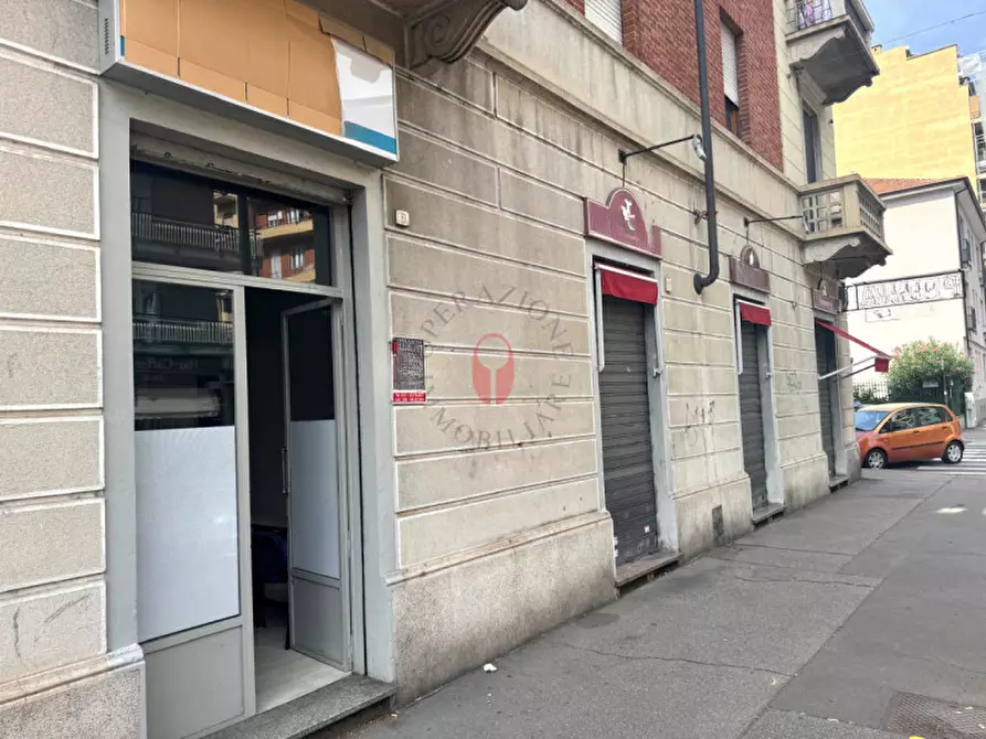 Immagine 4 di Negozio in affitto  in Via Tripoli 204 a Torino