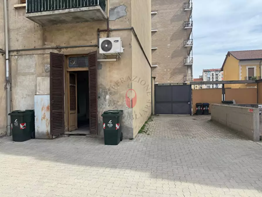 Immagine 7 di Negozio in affitto  in Via Tripoli 204 a Torino