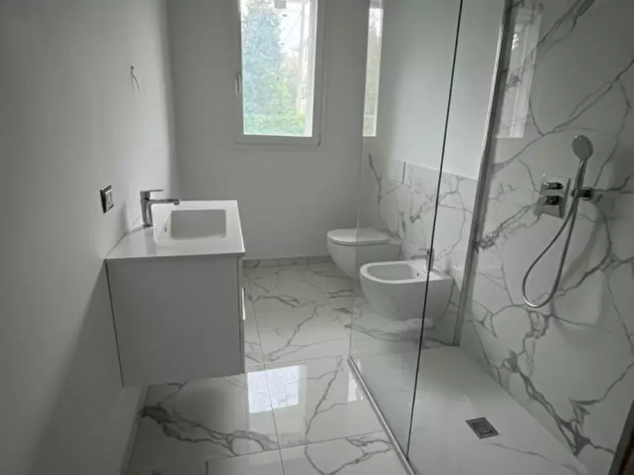 Immagine 10 di Appartamento in vendita  in Via Paullo a Parma