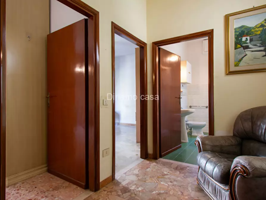 Immagine 4 di Appartamento in vendita  in Viale della Repubblica a Prato