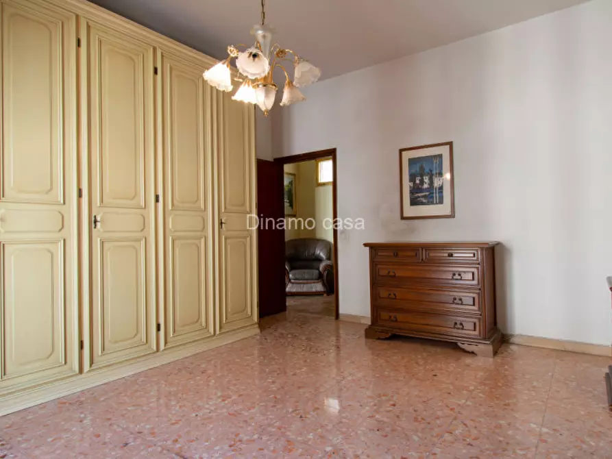 Immagine 8 di Appartamento in vendita  in Viale della Repubblica a Prato