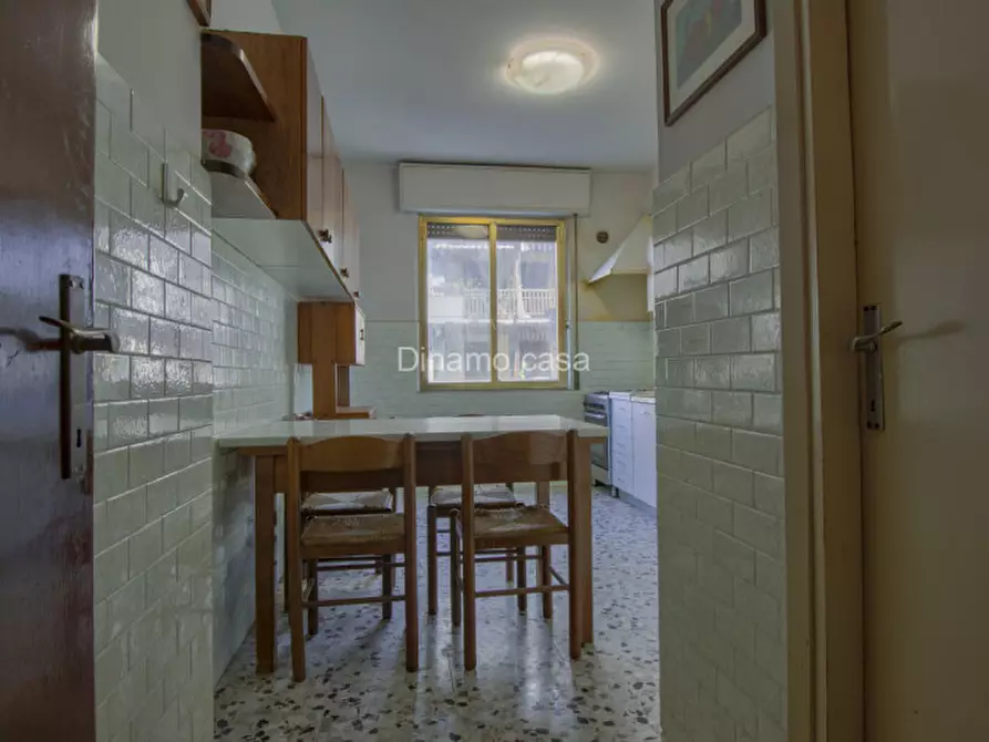 Immagine 13 di Appartamento in vendita  in Viale della Repubblica a Prato