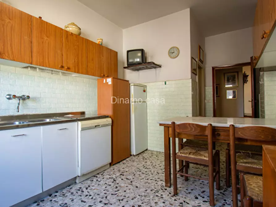 Immagine 15 di Appartamento in vendita  in Viale della Repubblica a Prato