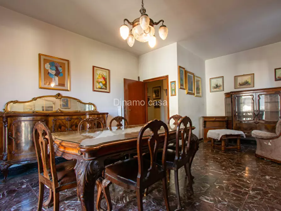 Immagine 18 di Appartamento in vendita  in Viale della Repubblica a Prato