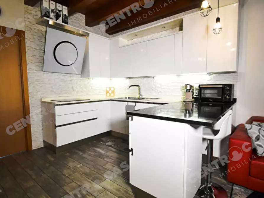 Immagine 8 di Villetta a schiera in vendita  in Via Giacomo Leopardi a Cerea