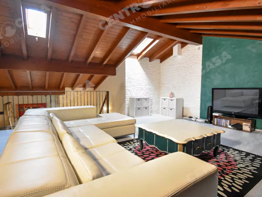 Immagine 17 di Villetta a schiera in vendita  in Via Giacomo Leopardi a Cerea