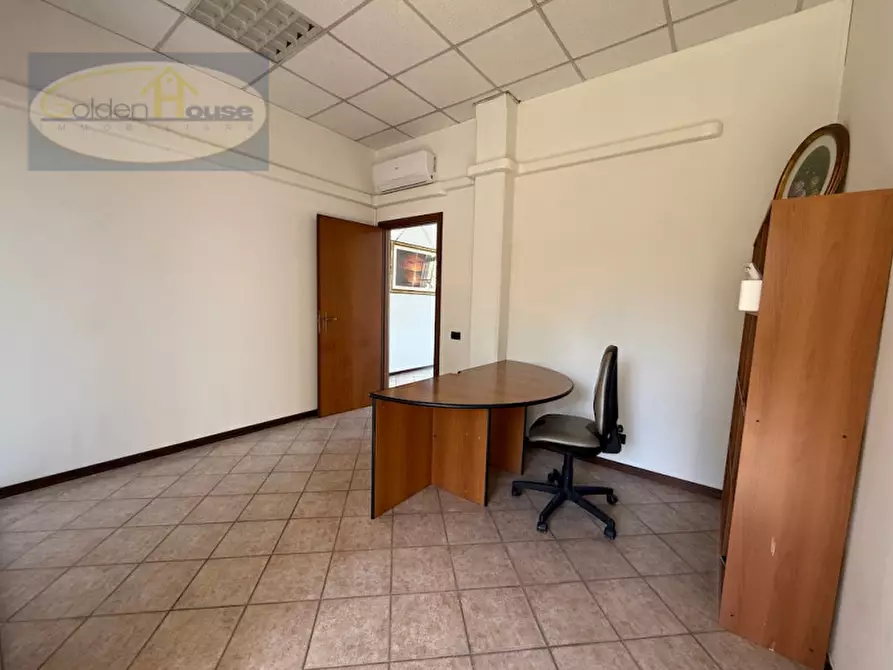 Immagine 11 di Negozio in vendita  in Via Fascinata 2 a Argenta