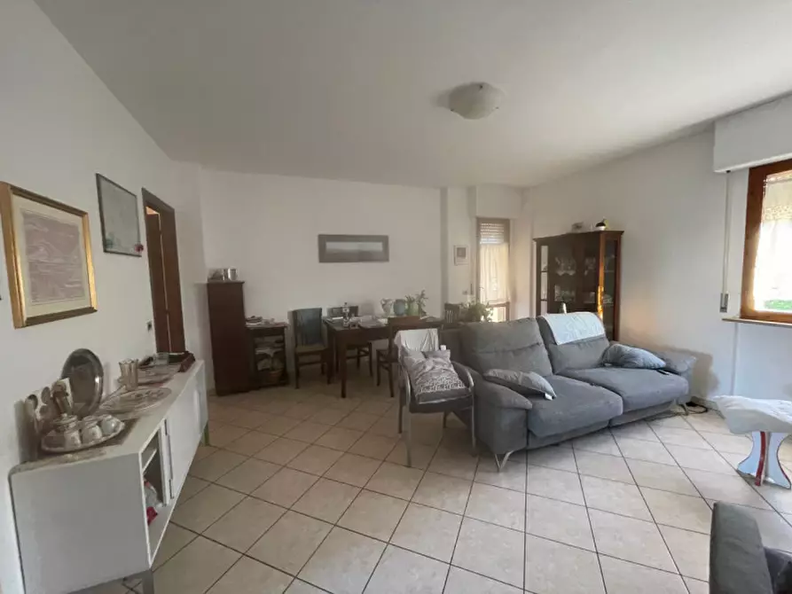 Immagine 1 di Appartamento in vendita  a Senigallia