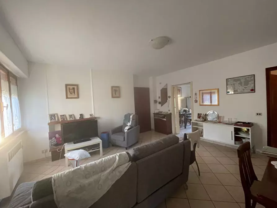 Immagine 2 di Appartamento in vendita  a Senigallia