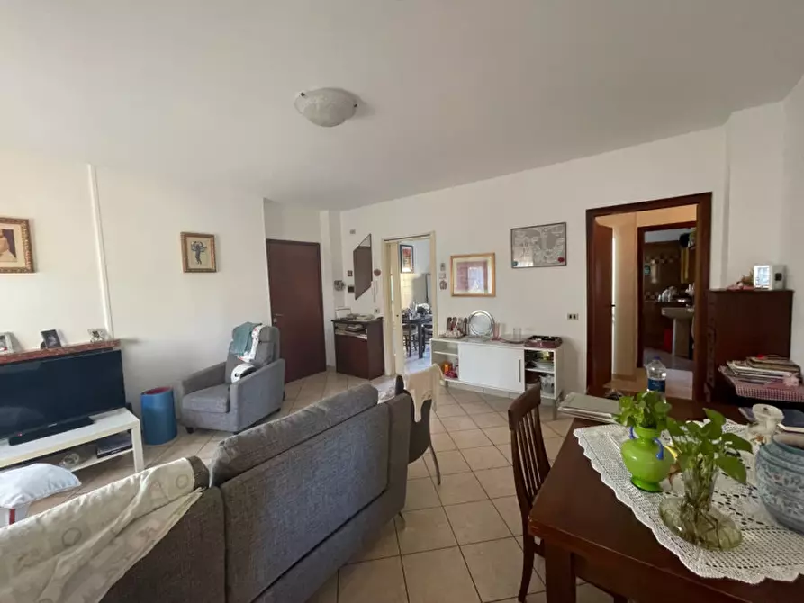 Immagine 4 di Appartamento in vendita  a Senigallia