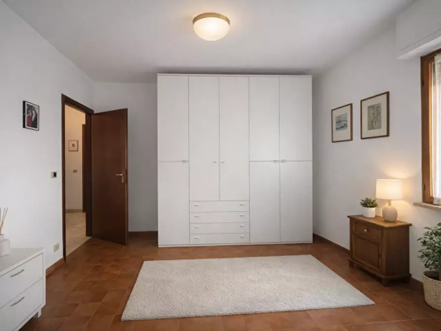 Immagine 13 di Appartamento in vendita  a Senigallia