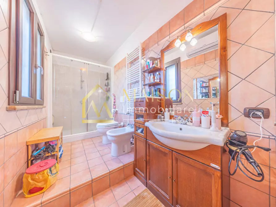 Immagine 21 di Villa in vendita  in Via Ludwig van Beethoven a Zagarolo