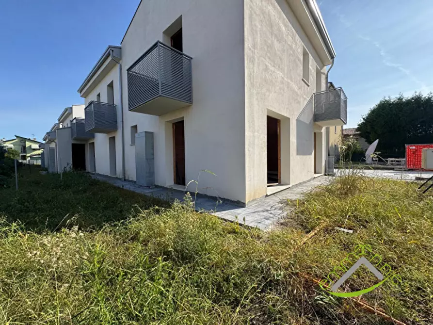 Immagine 2 di Villetta a schiera in vendita  in Via Foscara a Mira