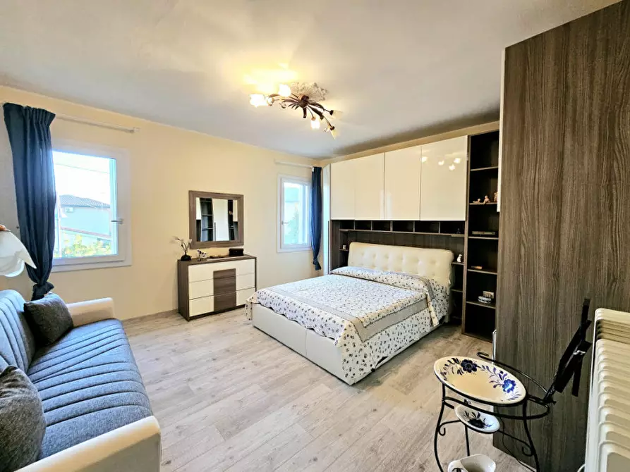 Immagine 8 di Casa indipendente in vendita  in VIA ROMA a Sant'urbano