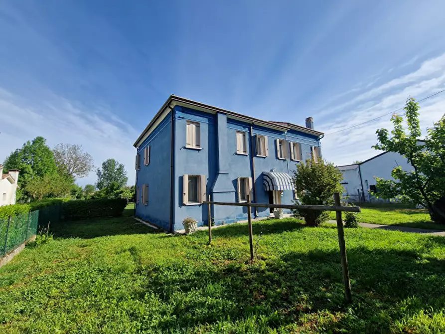 Immagine 19 di Casa indipendente in vendita  in VIA ROMA a Sant'urbano