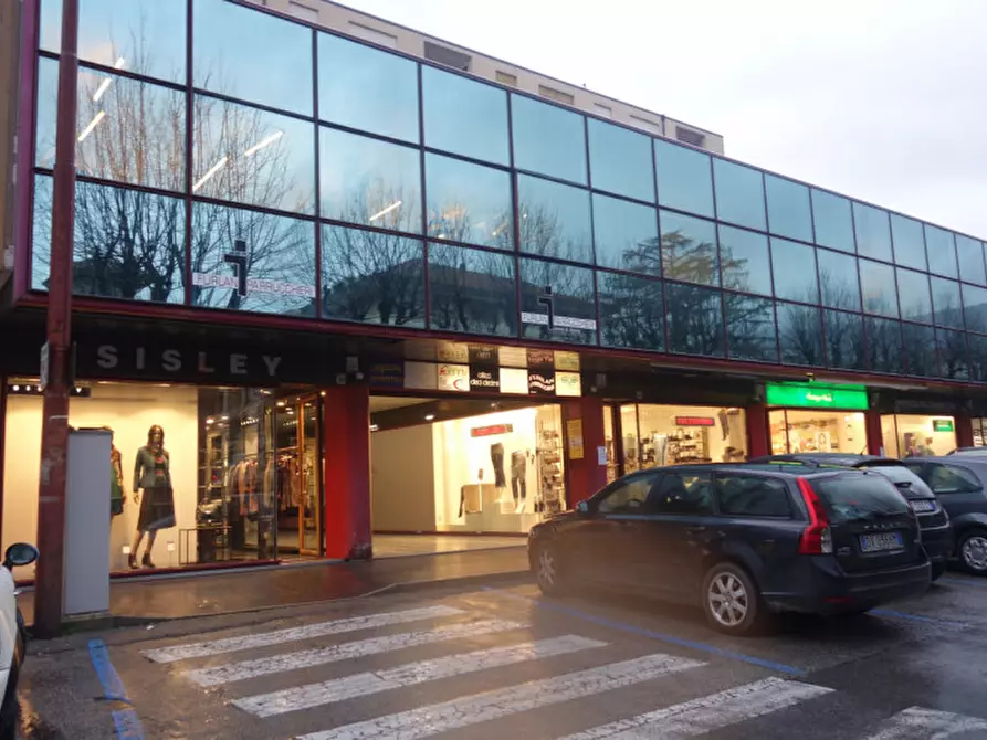 Immagine 1 di Attività commerciale in vendita  in Viale della Vittoria a Vittorio Veneto