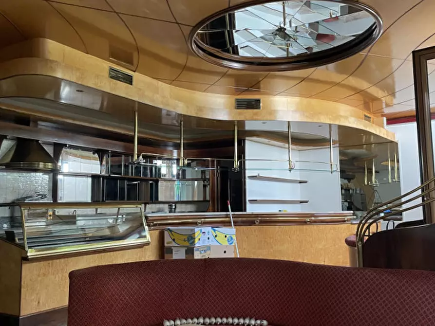 Immagine 3 di Attività commerciale in vendita  in Viale della Vittoria a Vittorio Veneto