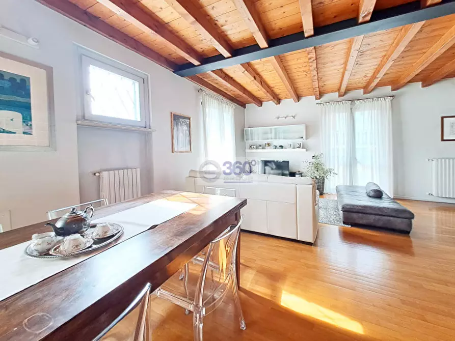 Immagine 10 di Appartamento in vendita  in Via Micanzio a Passirano