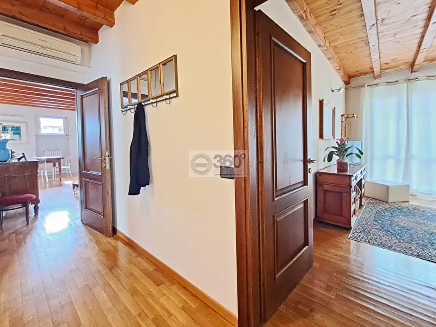 Immagine 20 di Appartamento in vendita  in Via Micanzio a Passirano