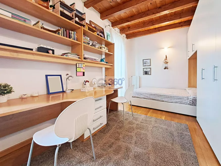 Immagine 25 di Appartamento in vendita  in Via Micanzio a Passirano