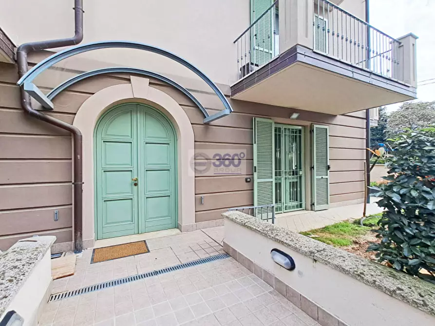 Immagine 28 di Appartamento in vendita  in Via Micanzio a Passirano