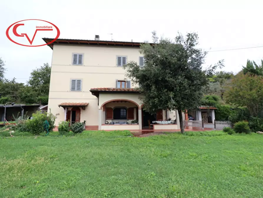 Immagine 2 di Villa in vendita  in Via Chiantigiana a Montevarchi