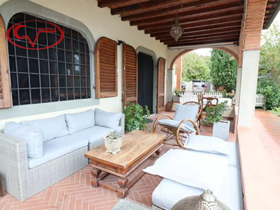 Immagine 9 di Villa in vendita  in Via Chiantigiana a Montevarchi