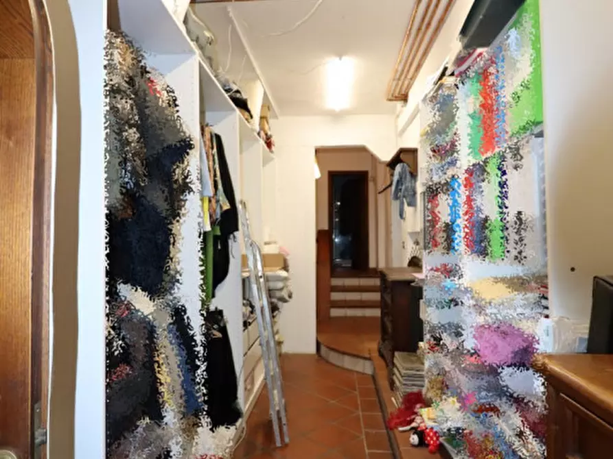 Immagine 22 di Villa in vendita  in Via Chiantigiana a Montevarchi