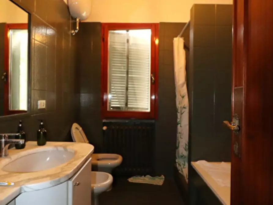 Immagine 47 di Villa in vendita  in Via Chiantigiana a Montevarchi