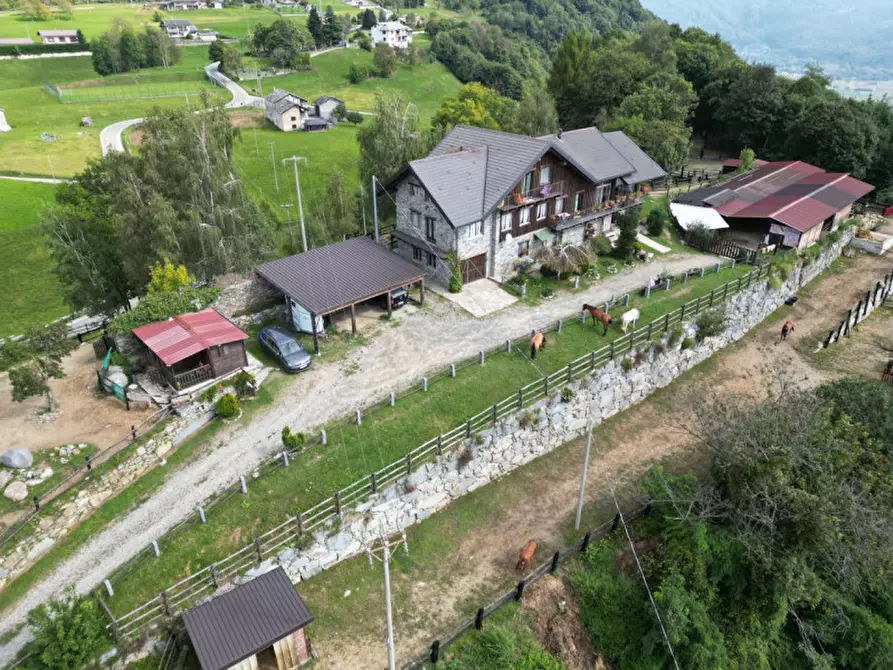 Immagine 1 di Bed & Breakfast in vendita  in STRADA PROVINCIALE 1 a Brosso