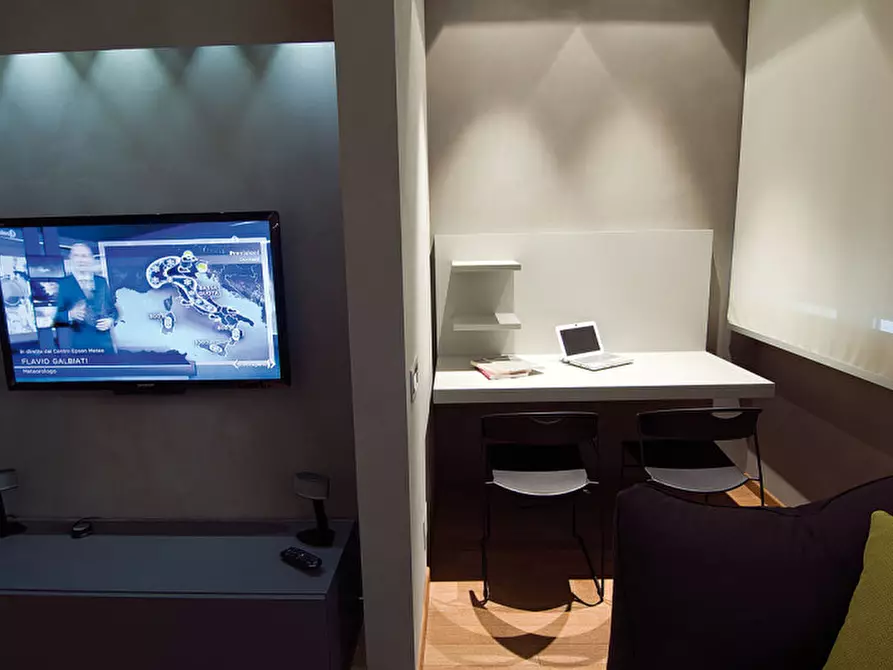 Immagine 5 di Appartamento in affitto  in Via Lorenzo il Magnifico a Roma