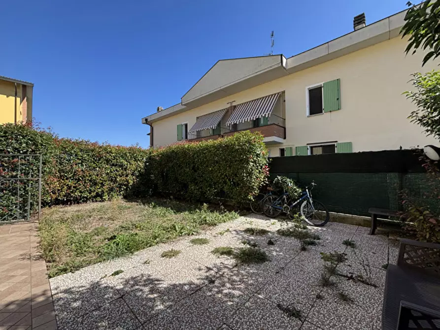 Immagine 8 di Appartamento in vendita  in Via Cesare Gennari, 2 a Torrile