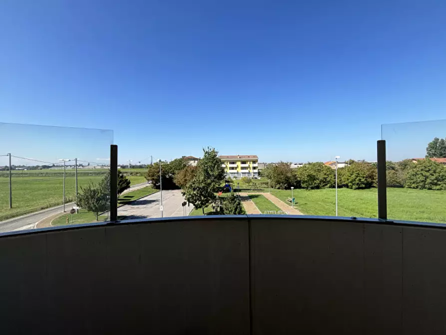 Immagine 18 di Appartamento in vendita  in Via Cesare Gennari, 2 a Torrile