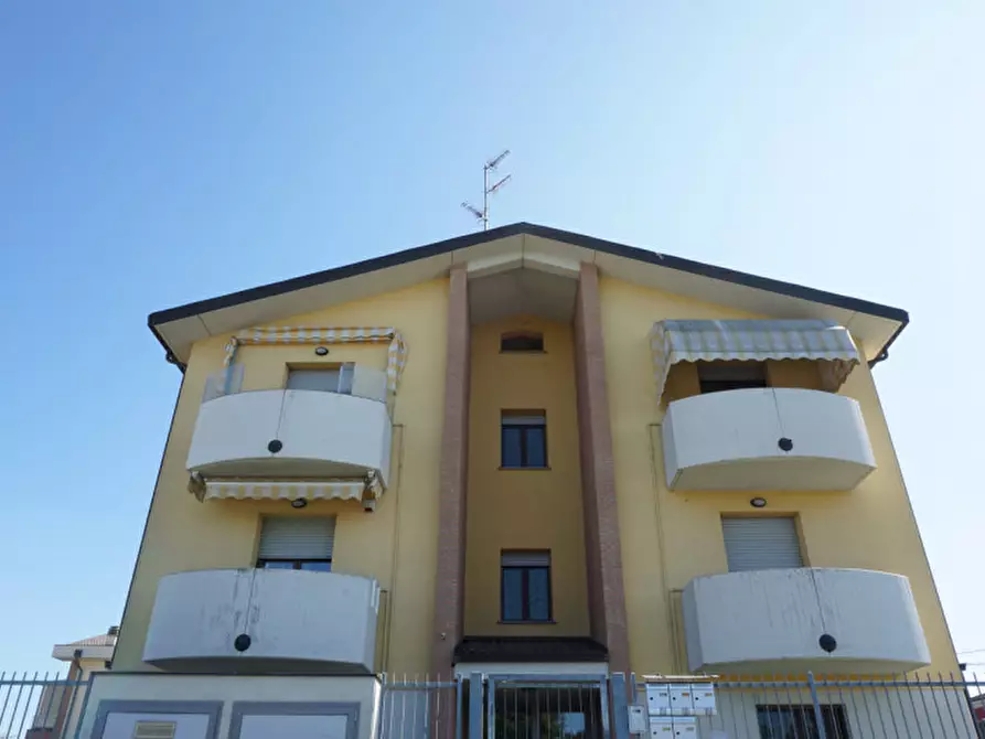 Immagine 44 di Appartamento in vendita  in Via Cesare Gennari, 2 a Torrile