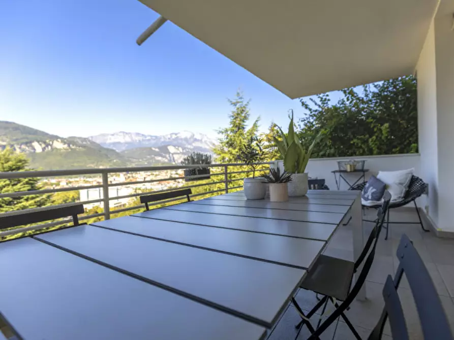 Immagine 3 di Villa in vendita  in Via Nedda Falzolgher a Trento