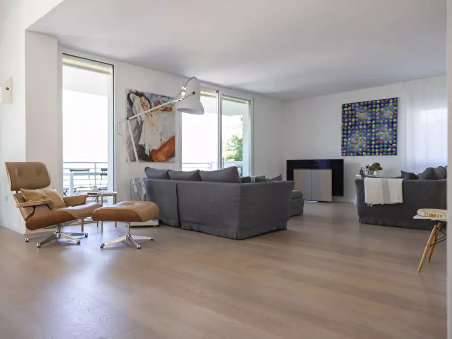 Immagine 7 di Villa in vendita  in Via Nedda Falzolgher a Trento