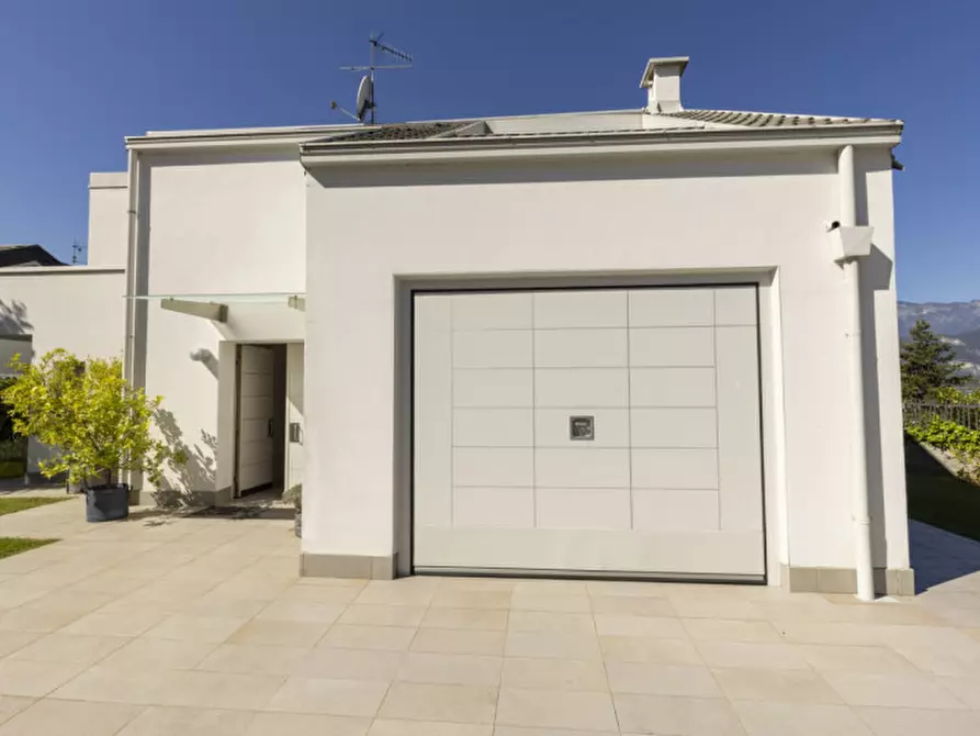 Immagine 29 di Villa in vendita  in Via Nedda Falzolgher a Trento