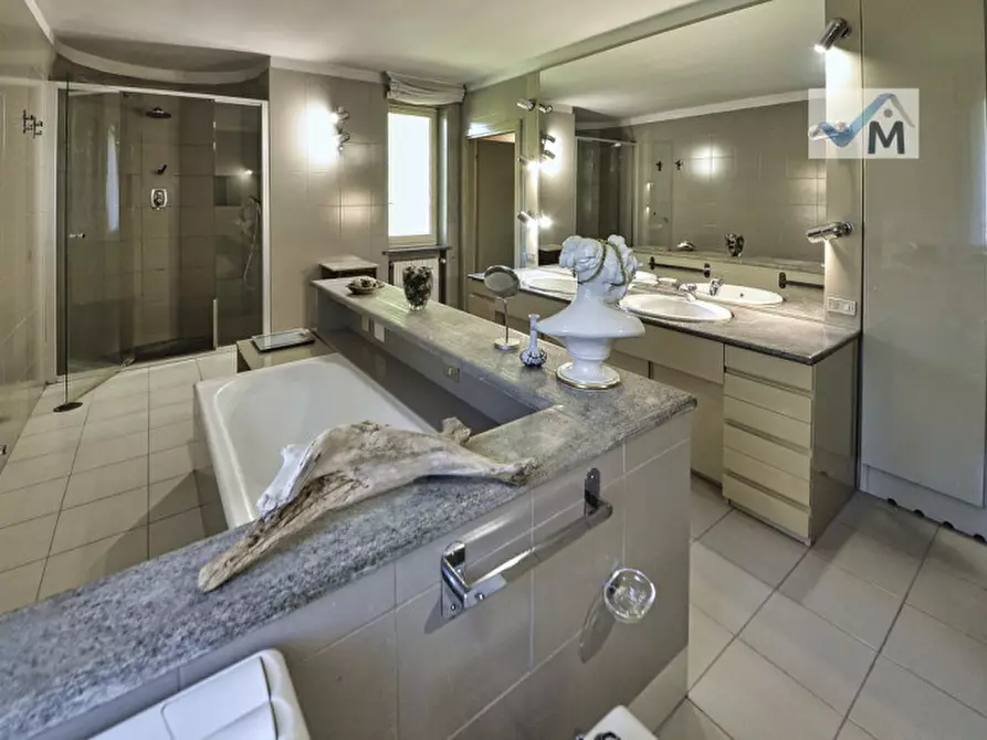 Immagine 35 di Villa in vendita  in VIA DELLA CHIOCCIOLA 49 a Carimate