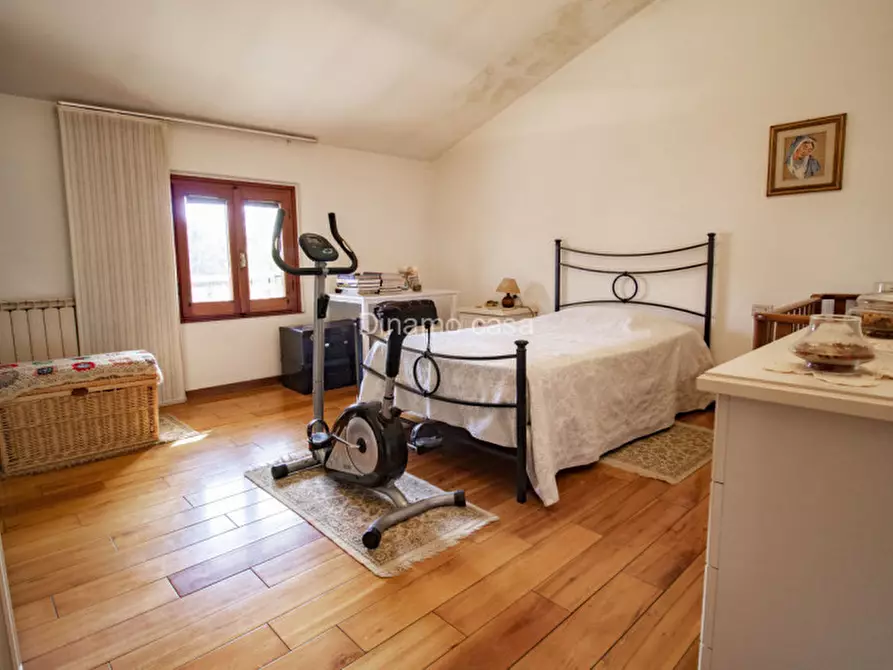 Immagine 6 di Casa indipendente in vendita  a Prato