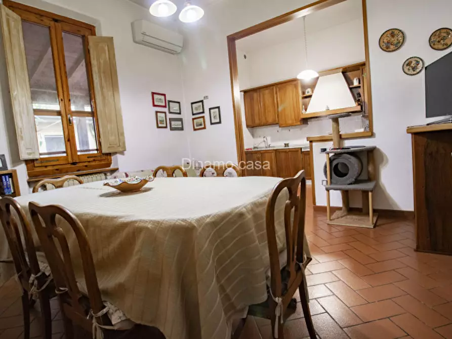 Immagine 15 di Casa indipendente in vendita  a Prato