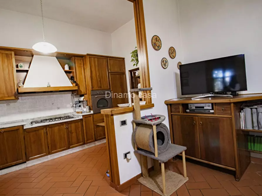 Immagine 17 di Casa indipendente in vendita  a Prato