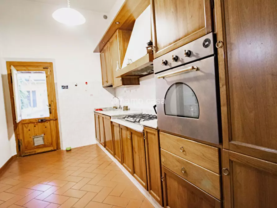 Immagine 18 di Casa indipendente in vendita  a Prato