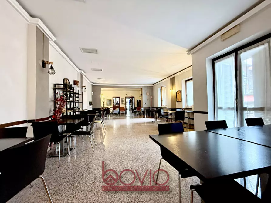 Immagine 31 di Attività commerciale in vendita  in Via Martiri della Libertà 104 a San Mauro Torinese