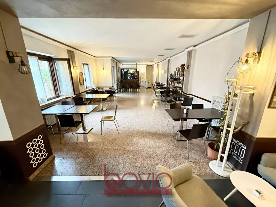 Immagine 35 di Attività commerciale in vendita  in Via Martiri della Libertà 104 a San Mauro Torinese