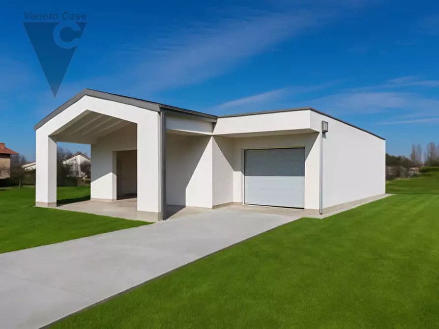 Immagine 1 di Casa indipendente in vendita  a Legnaro