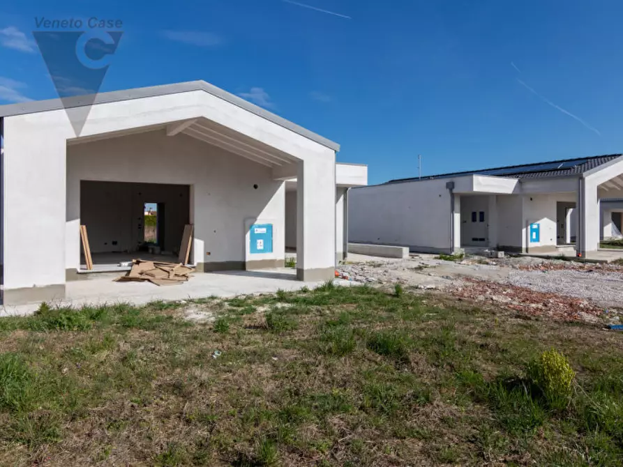 Immagine 3 di Casa indipendente in vendita  a Legnaro