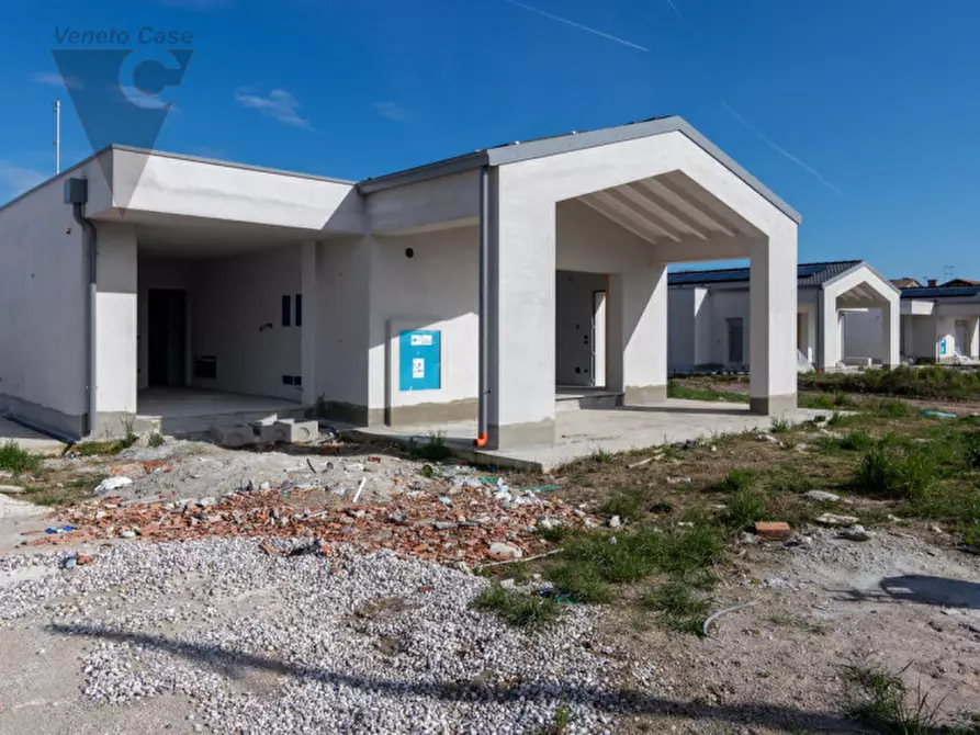 Immagine 4 di Casa indipendente in vendita  a Legnaro